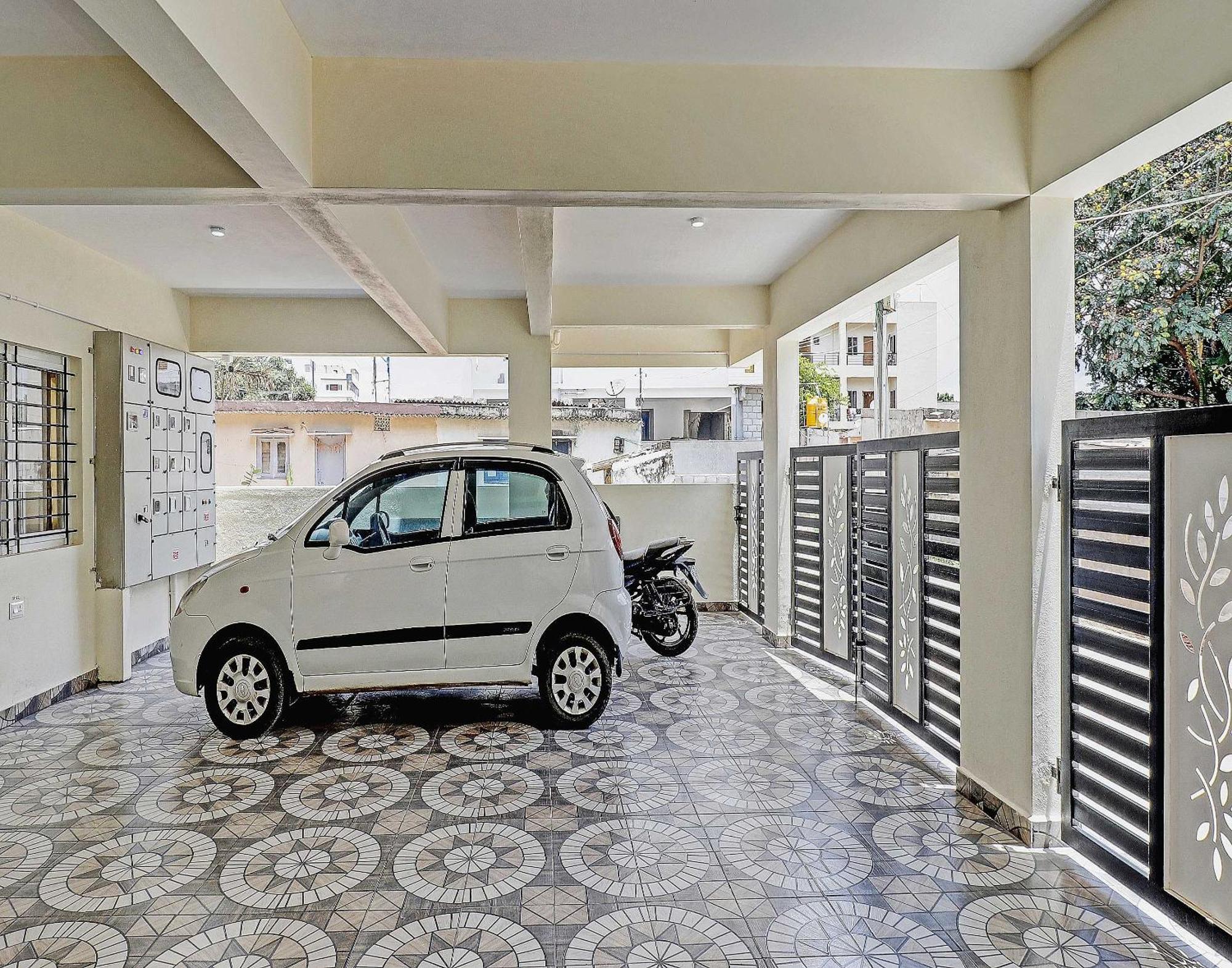 Oyo Flagship 81483 Manyatha Inn Service Apartment Bengaluru Zewnętrze zdjęcie