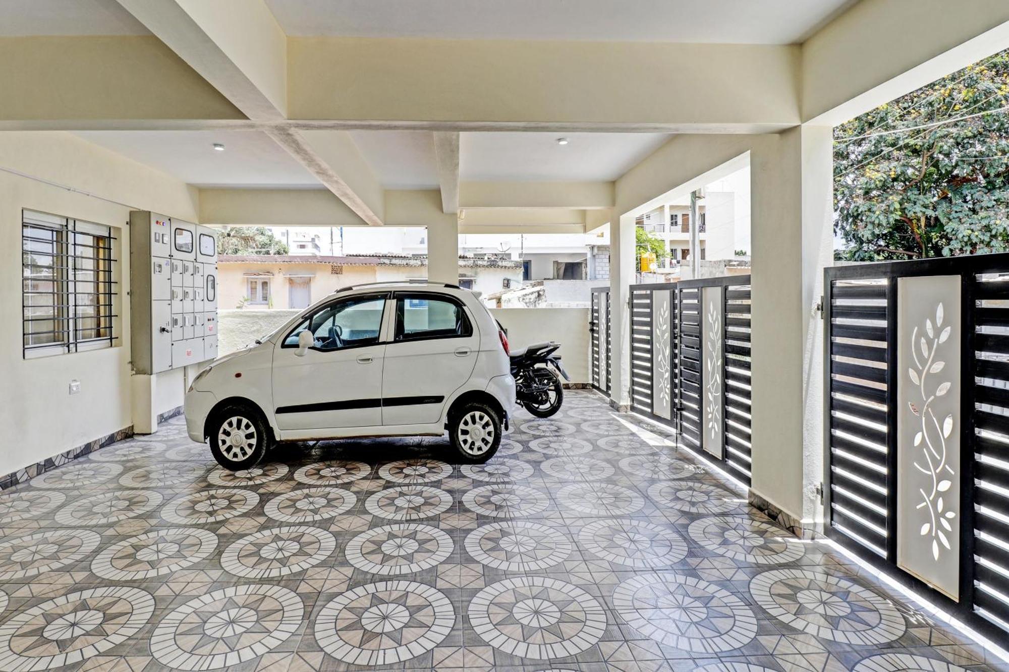 Oyo Flagship 81483 Manyatha Inn Service Apartment Bengaluru Zewnętrze zdjęcie